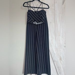 Windsor two pice stripped set| black and white crop top with pants|size medium